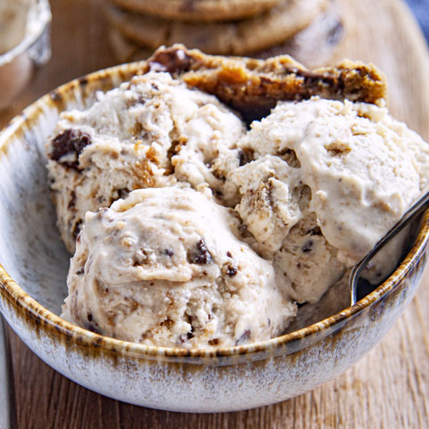 Chocolate Chip Cookie Ice Cream | Doughlicious